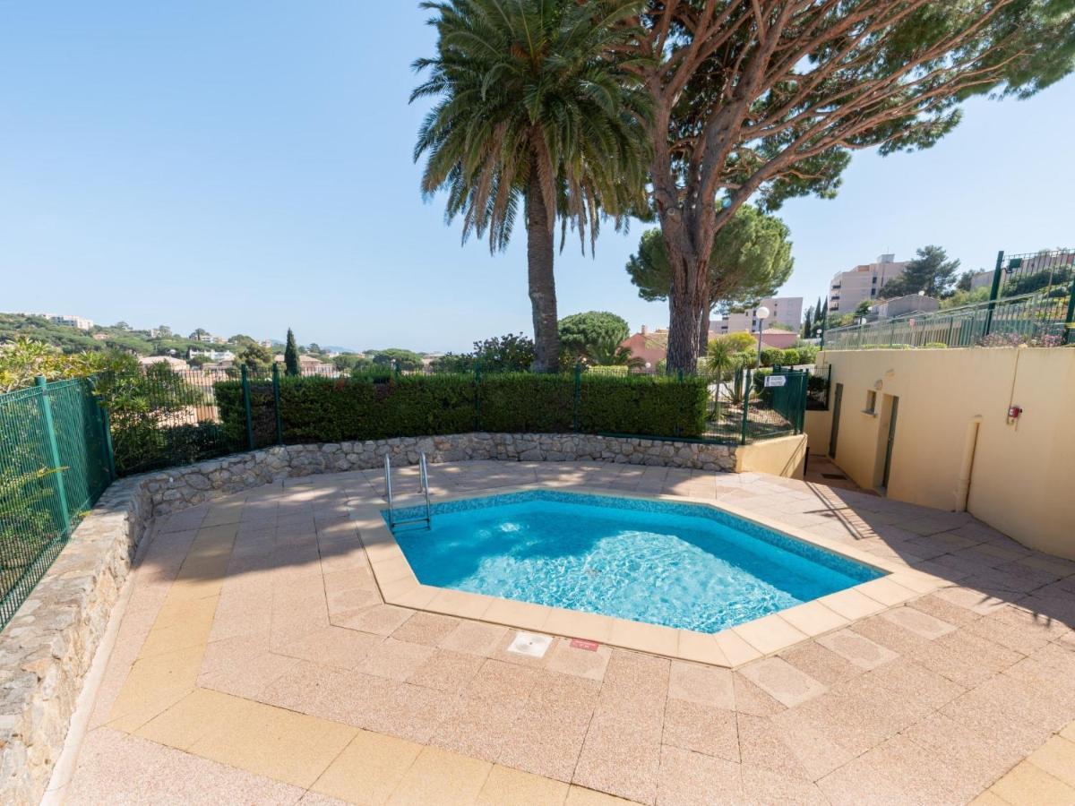 Apartment Les Jardins D'Amaryllis-7 By Interhome Cavalaire-sur-Mer Exterior photo